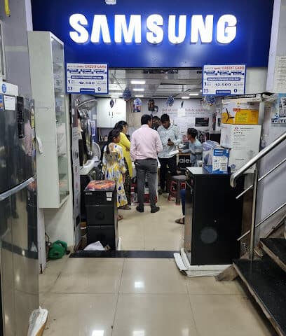 Shree Rajendra Departmental Stores