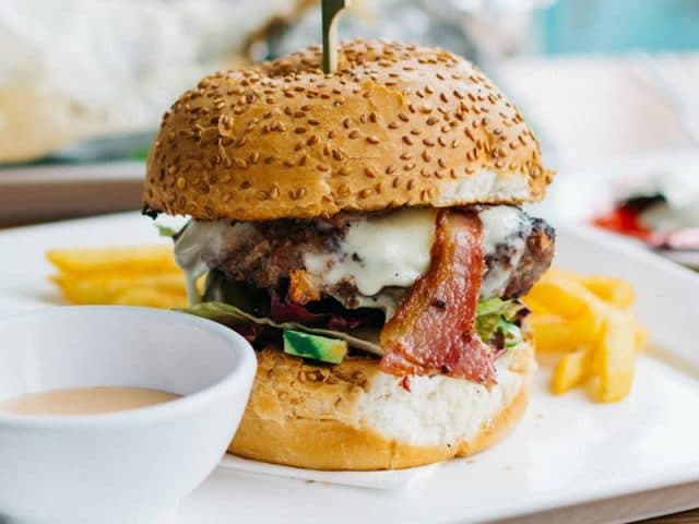 Y&M Hamburger